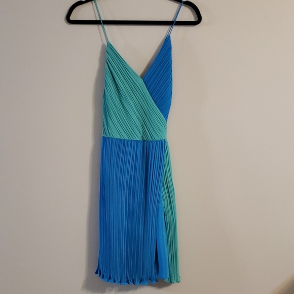 Phoebe Couture NWOT sz 6 - Picture 2 of 6